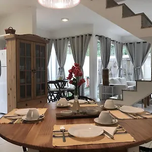 https://villa-vitoria.cabofriohotels.org
